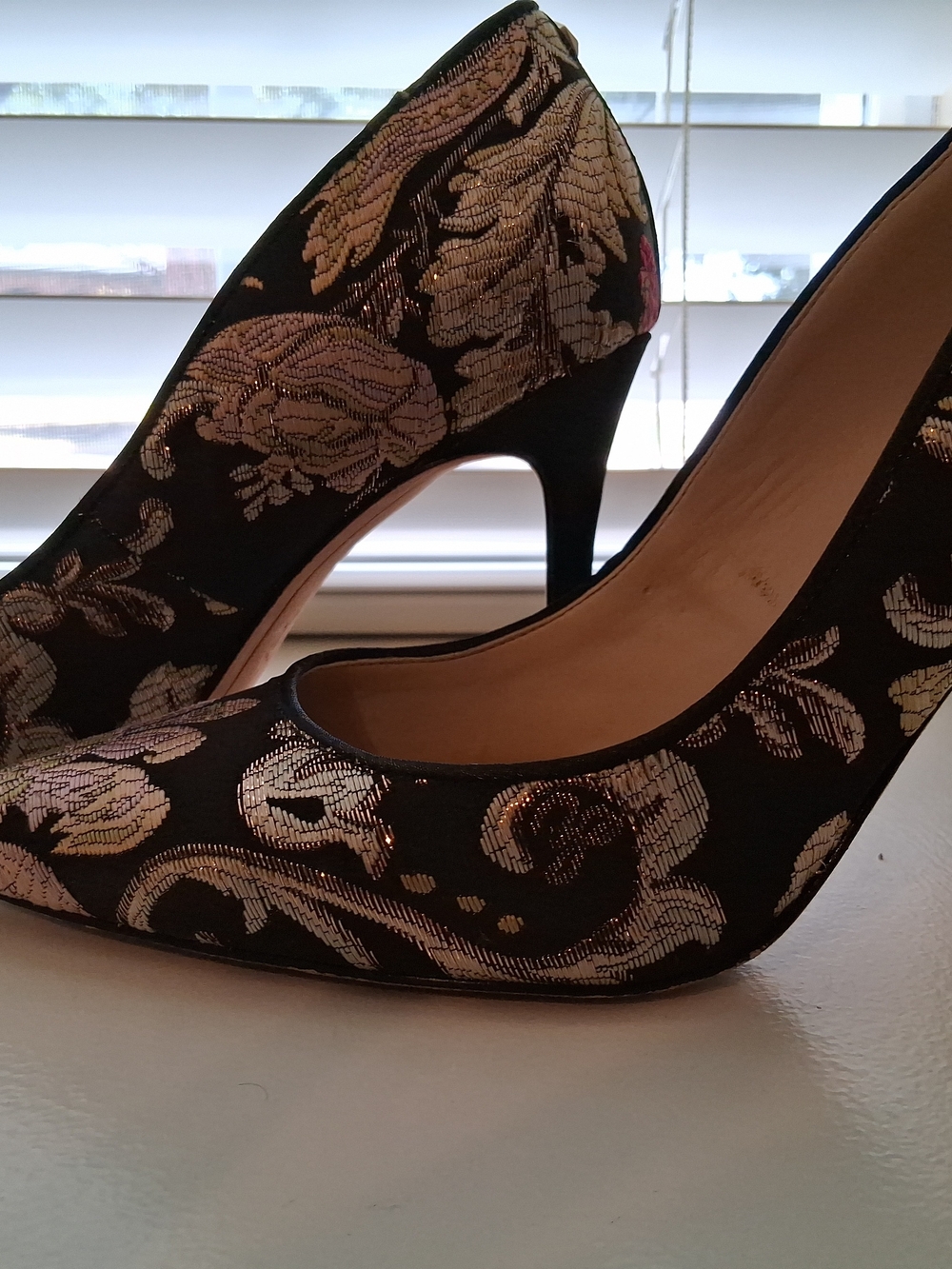Sam Edelman Black Floral Brocade Pointed Toe Pumps - Picture 3 of 5